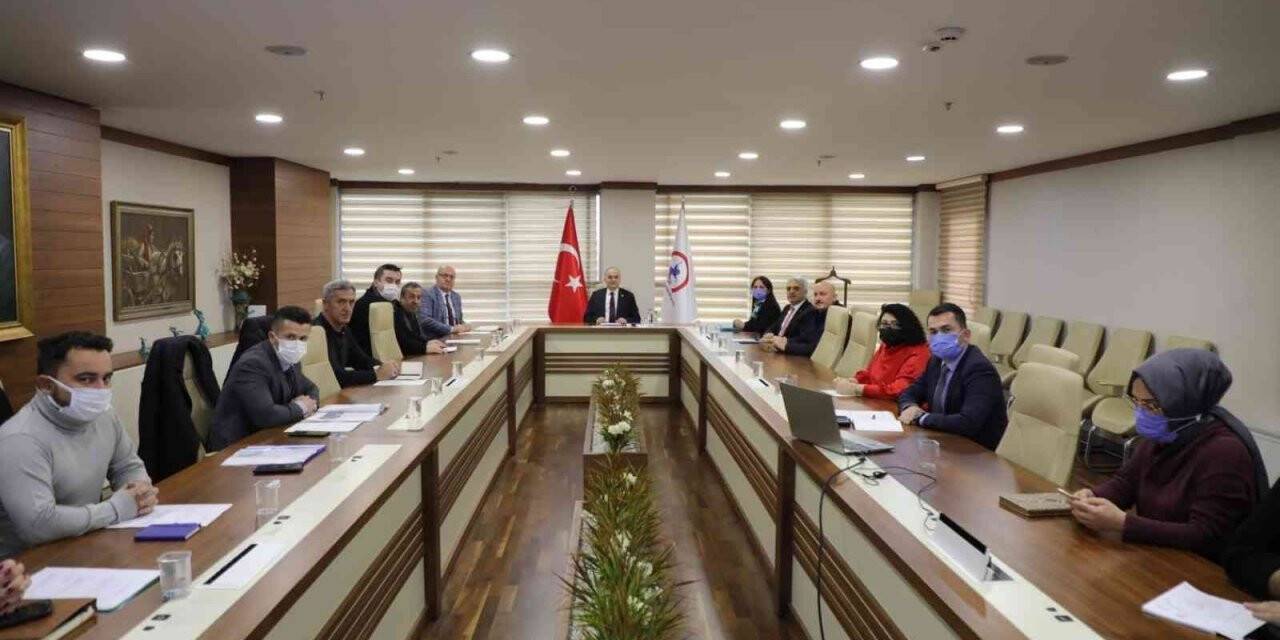 Başkan Özlü’den çevre ve çöp konusuna hassasiyet çağrısı