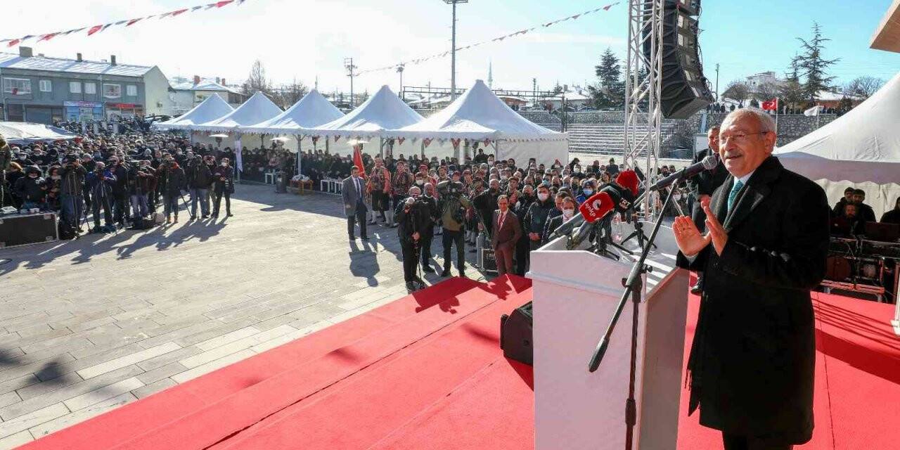 CHP Lideri Kılıçdaroğlu: “Gerçekten bayrağımız ve vatanımız birse ve kırmızı çizgimizse 84 milyon insan kucaklaşmak zorundayız"