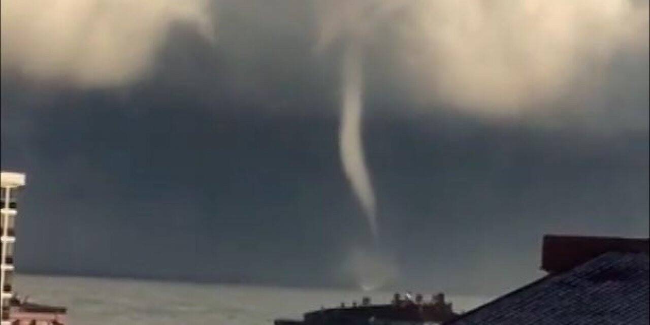 Giresun’da denizde hortum çıktı