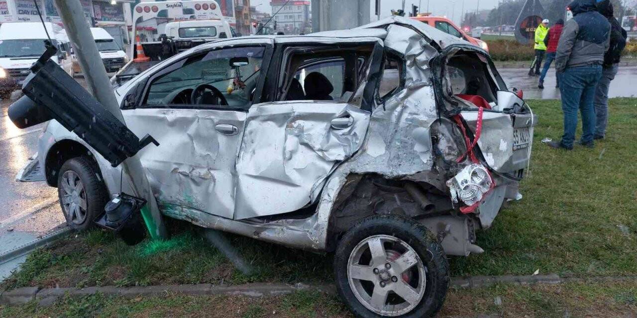 Samsun’da tır otomobile çarptı: 1 ölü, 4 yaralı
