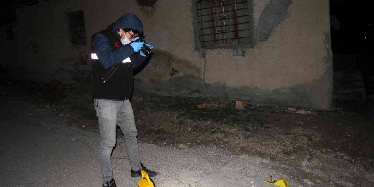 Elazığ’da iki aile arasında silahlı kavga: 4 yaralı