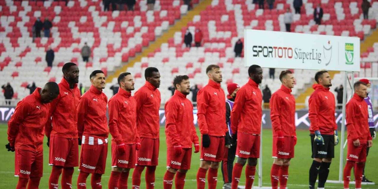 Sivasspor ligdeki 8. beraberliğini aldı