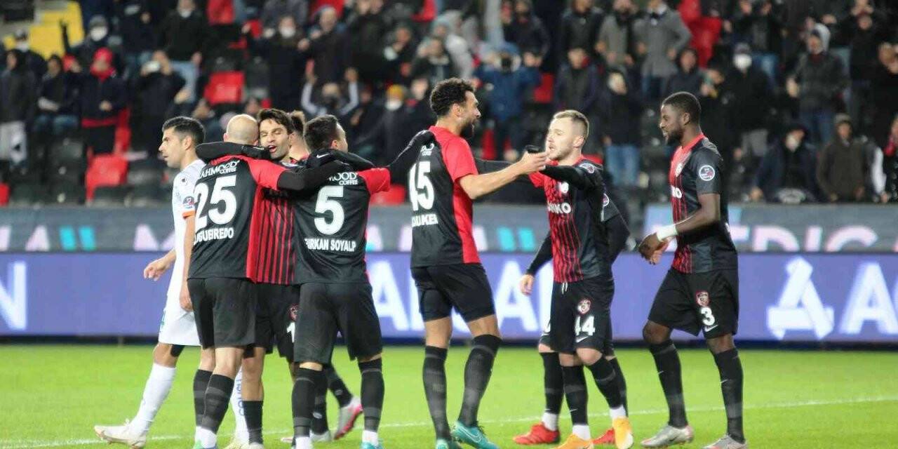 Spor Toto Süper Lig: Gaziantep FK: 2 - A. Alanyaspor: 1 (Maç sonucu)