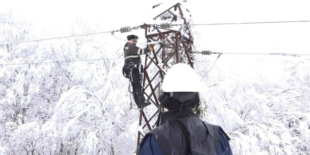 Başkent EDAŞ ekiplerinin zorlu kış nöbeti