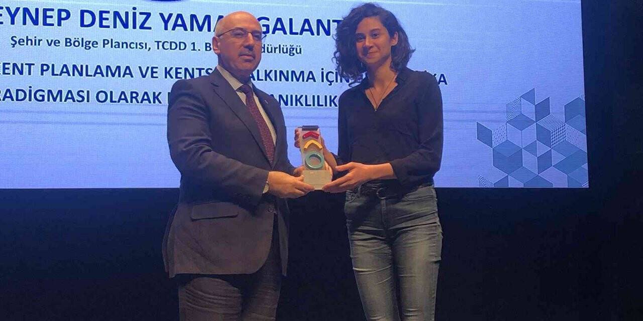 Zeytinburnu’nda Kent Çalışmaları Ödülleri sahiplerini buldu
