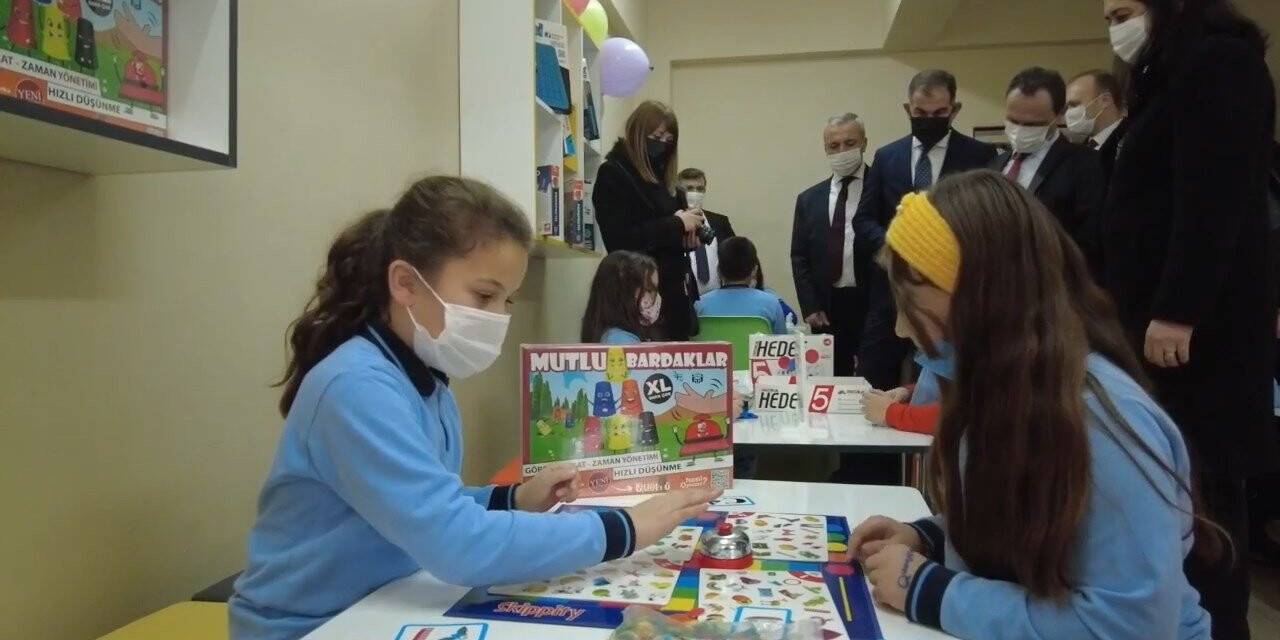 Akıl ve zeka oyunları atölyesi çocukların yüzünü güldürdü