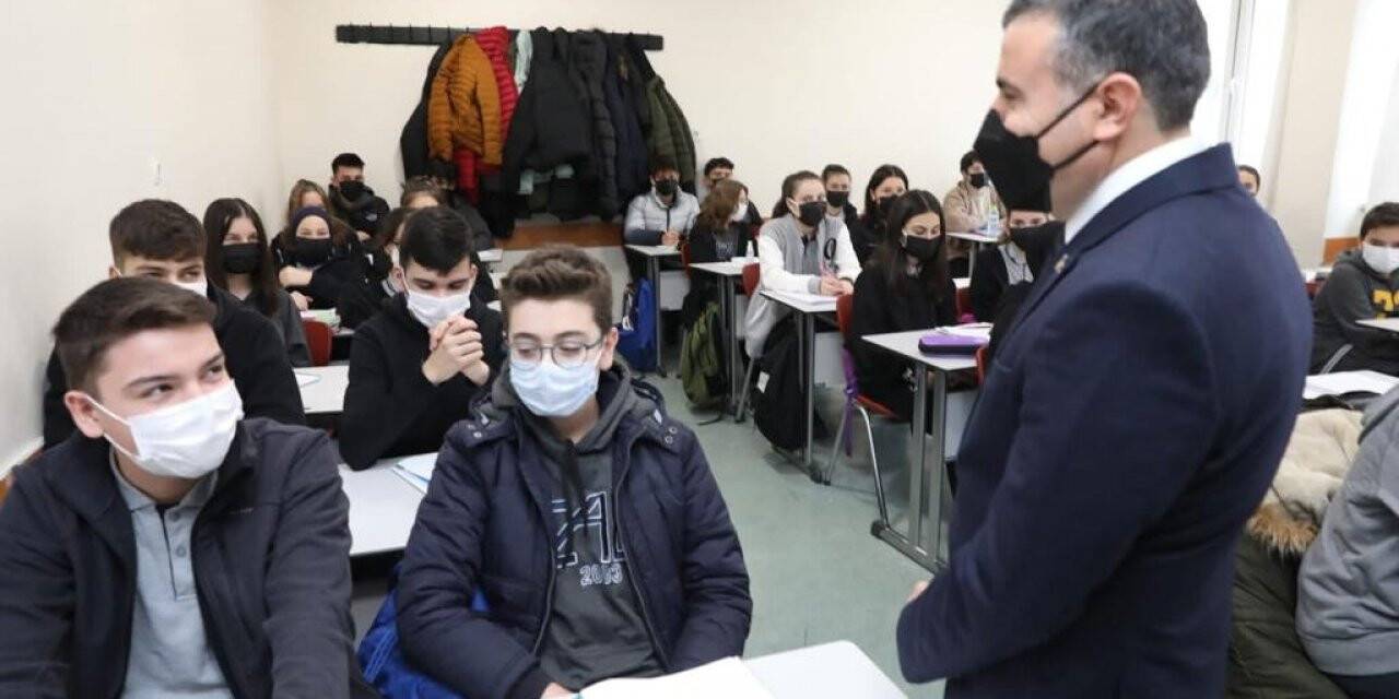 Vali Atay, öğrencilerle bir araya geldi