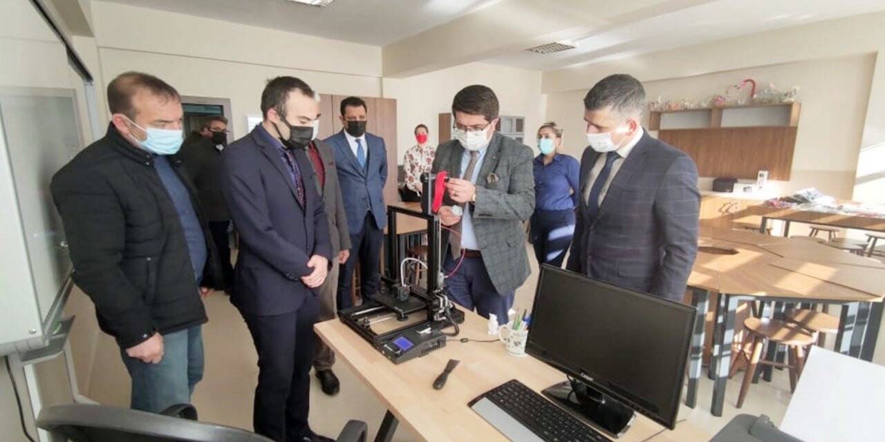 Çemişgezek ilçesinde Tasarım ve Beceri Atölyeleri açıldı