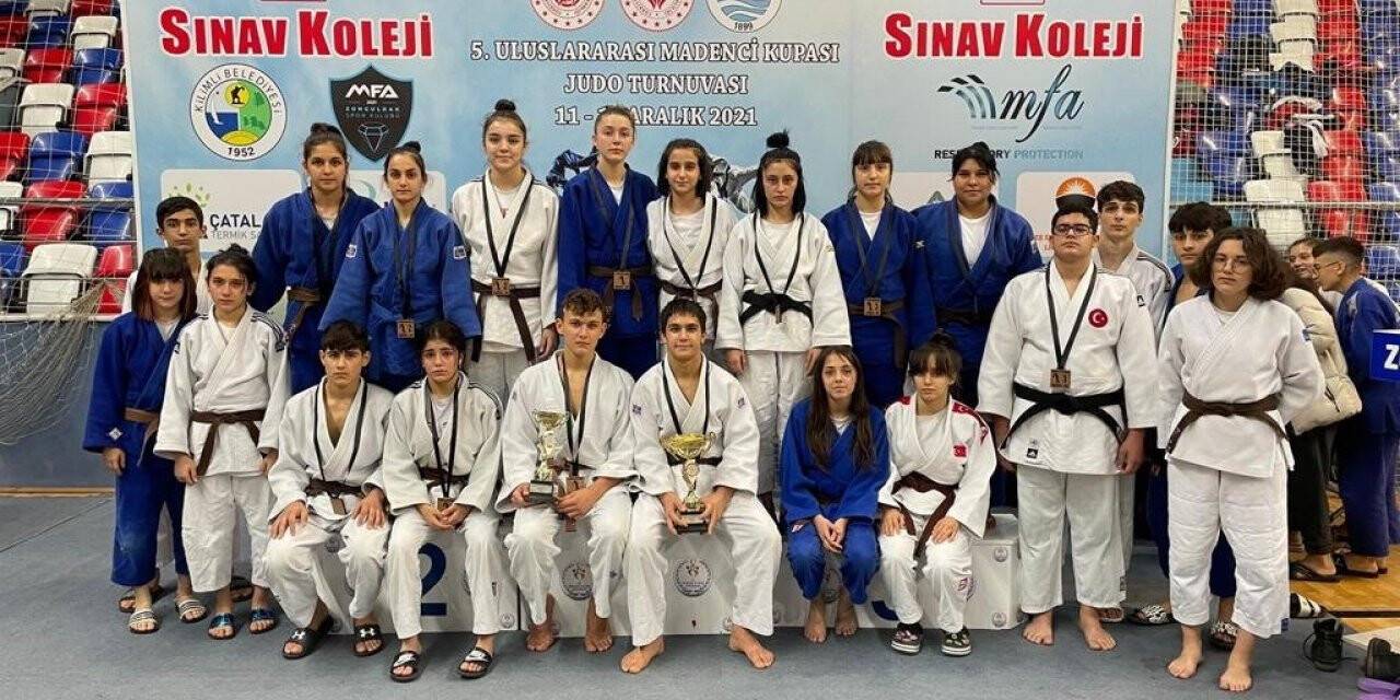Kağıtspor’un judocuları 40 madalya kazandı