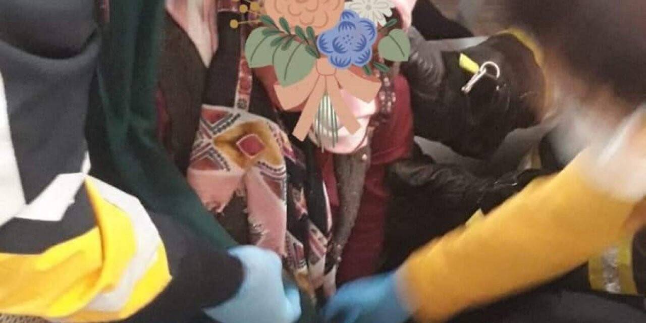 Kolunu hamur makinesine kaptıran kadını itfaiye kurtardı