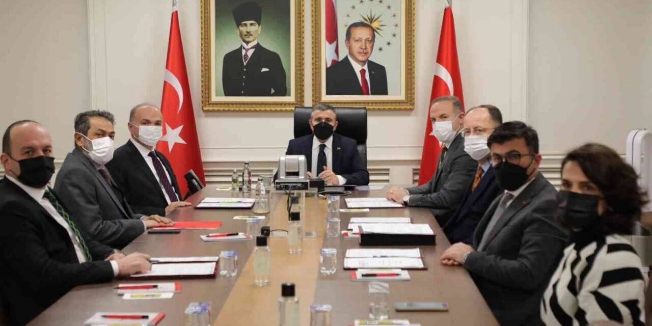 Geleceğin sporcuları için güç birliği protokolü imzalandı