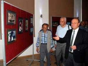 Zeki Oğuz'dan fotoğraf sergisi