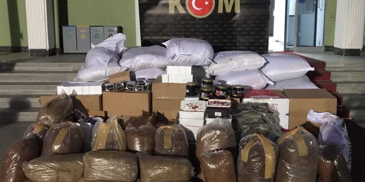 Uşak’ta 387 şişe kaçak alkol ele geçirildi