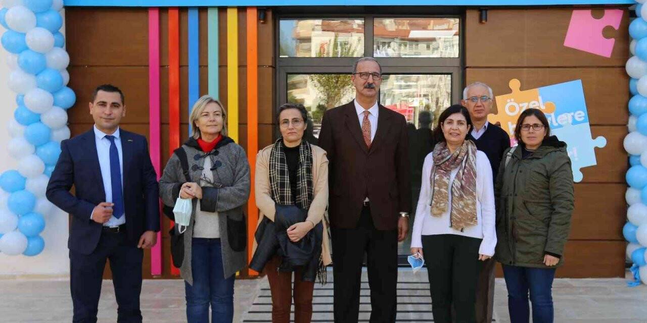 Aydın Tabip Odası’ndan, Otizm Yaşam Merkezi’ne ziyaret
