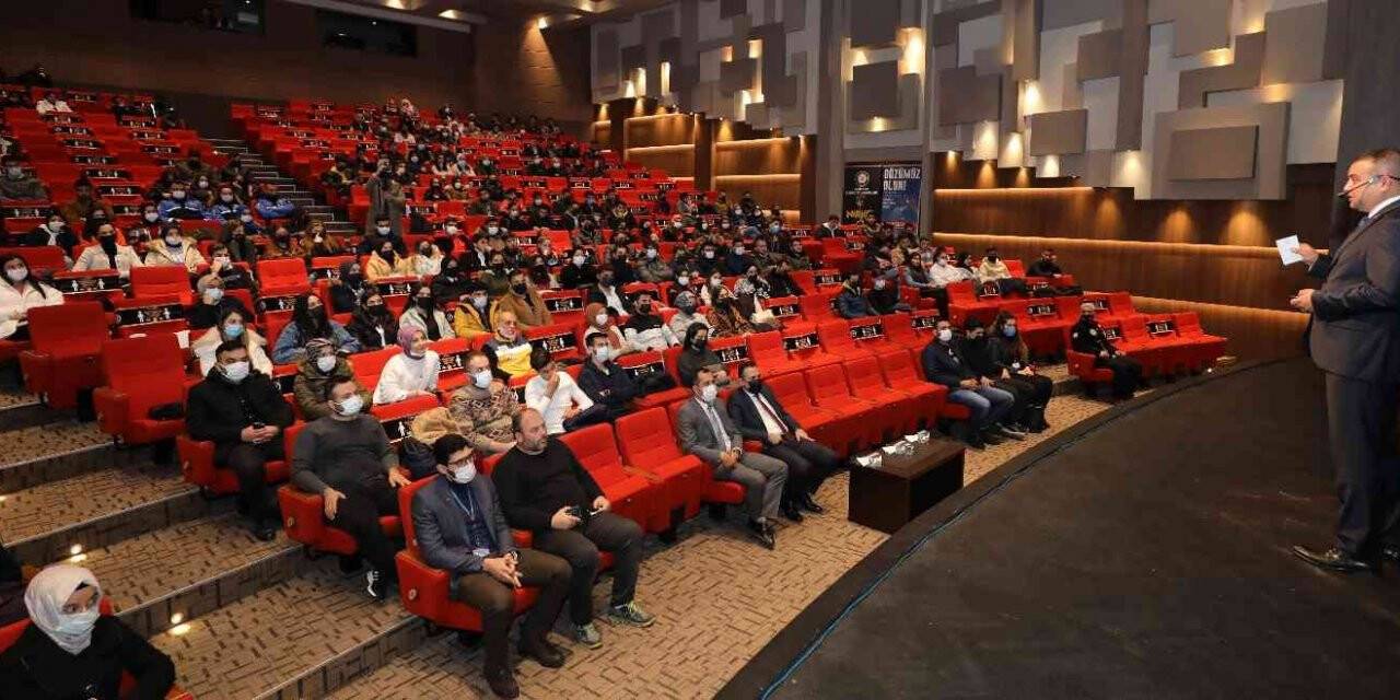 Üniversitede uyuşturucu ile mücadele konferansı