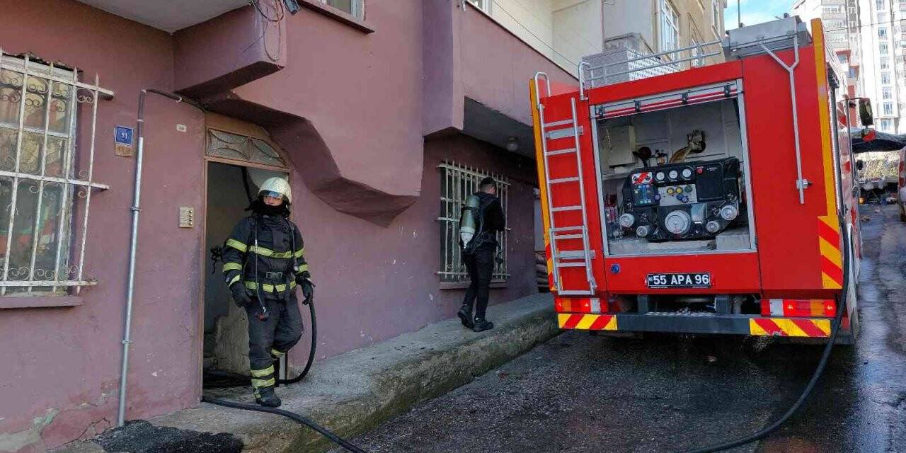 Terasta yangın