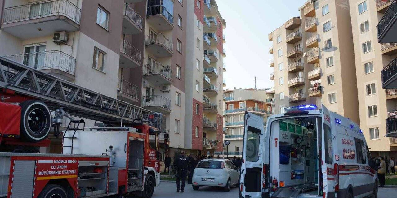 Dokuzuncu kattan atlayan genç kız öldü, diğeri son anda kurtarıldı