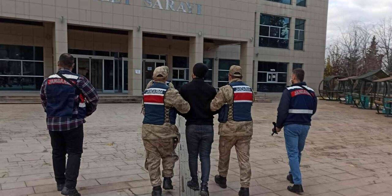 Suriye’ye geçmeye çalışan terör örgütü üyesi yakalandı