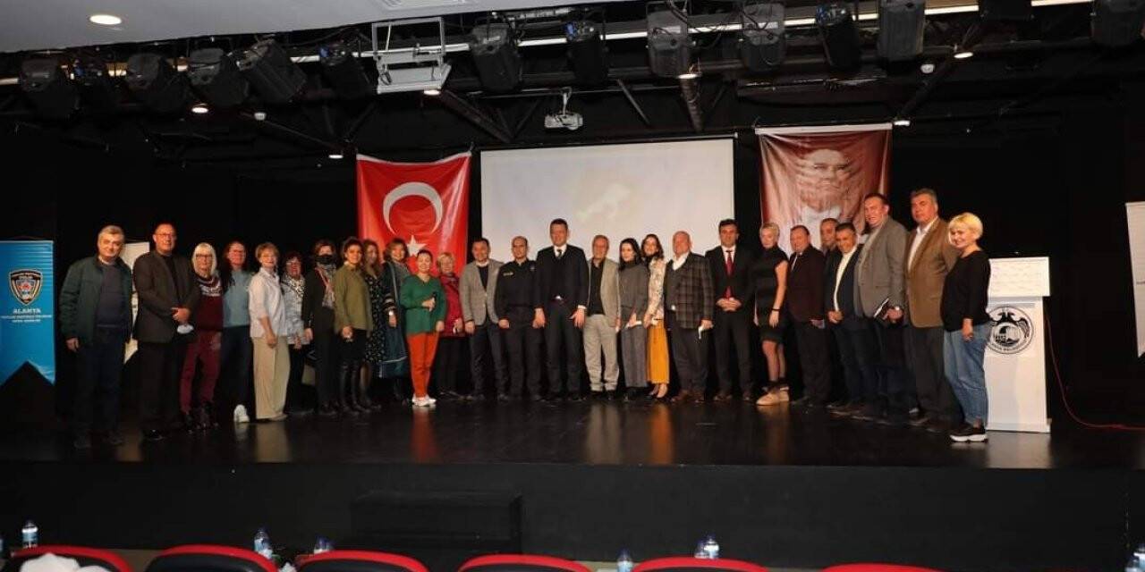 Alanya Emniyeti’nden anlamlı proje: ‘Gelecek Nesillere Yaşanabilir Bir Dünya Bırak’