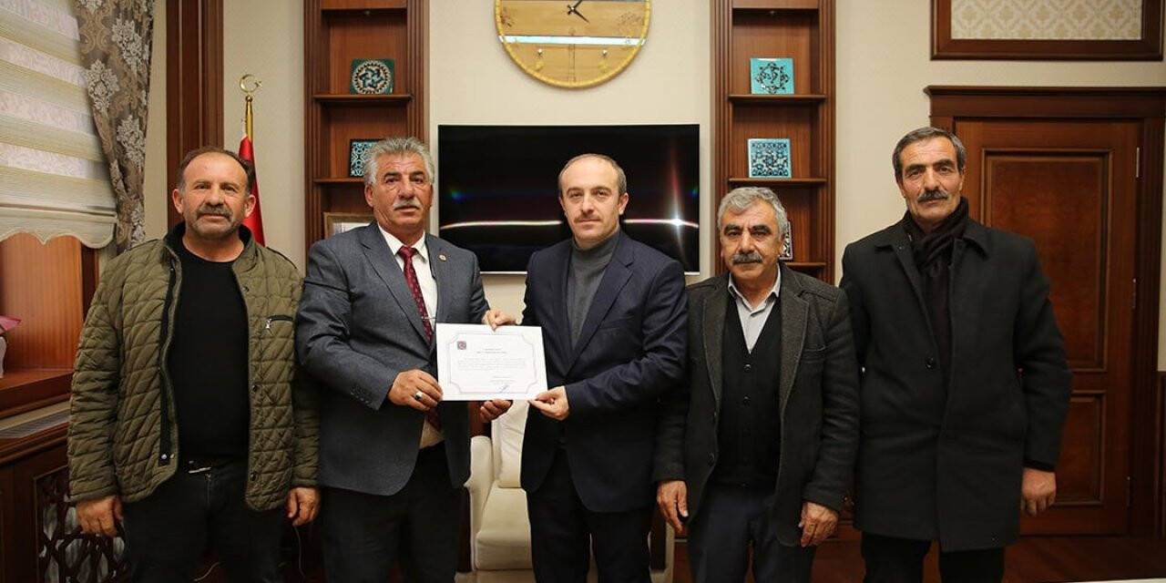 Muhtarlar derneğinden Vali Epcim’e teşekkür ziyareti