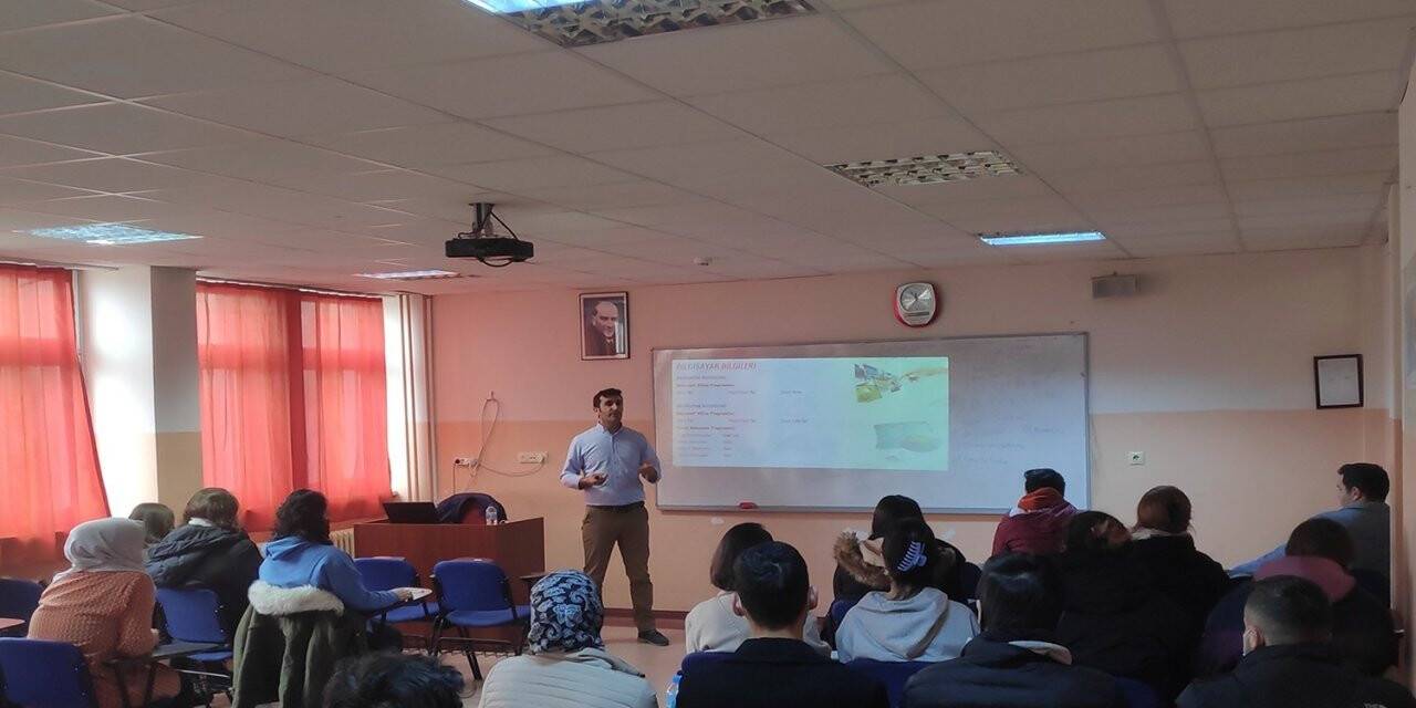 Öğrencilere iş arama yöntemleri anlatıldı