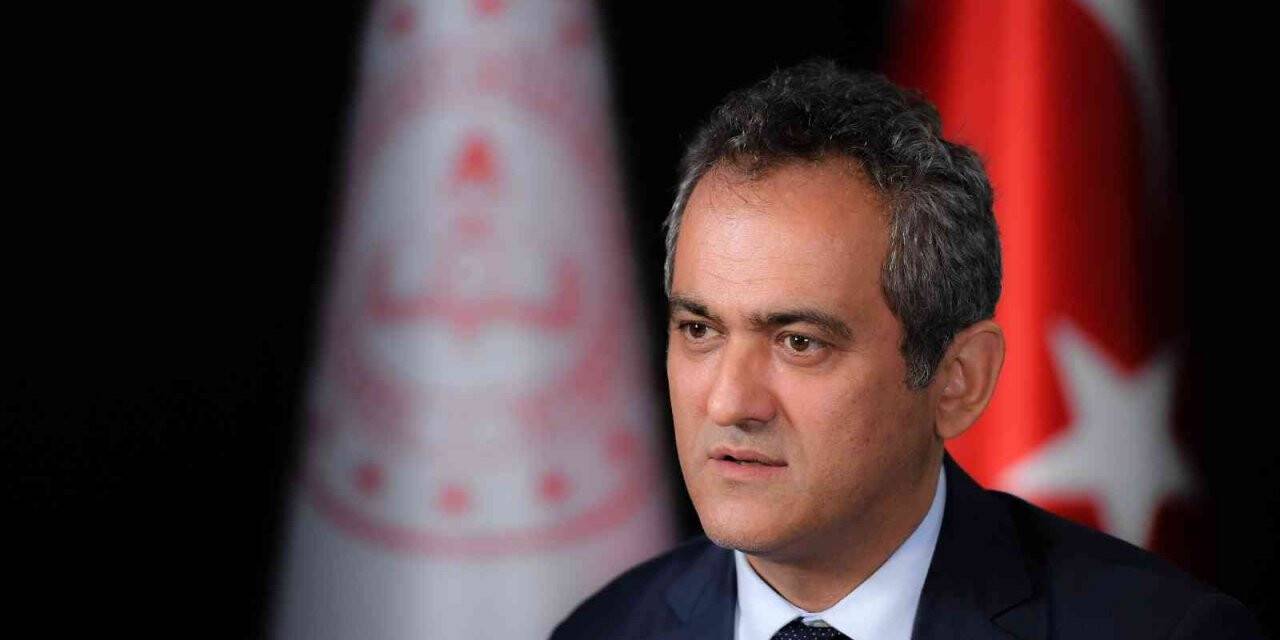 Bakan Özer: “Artık işgücü piyasasından geçmişten beri gelen, ‘aradığım elemanı bulamıyorum’ retoriği İnşallah tarih olacak”