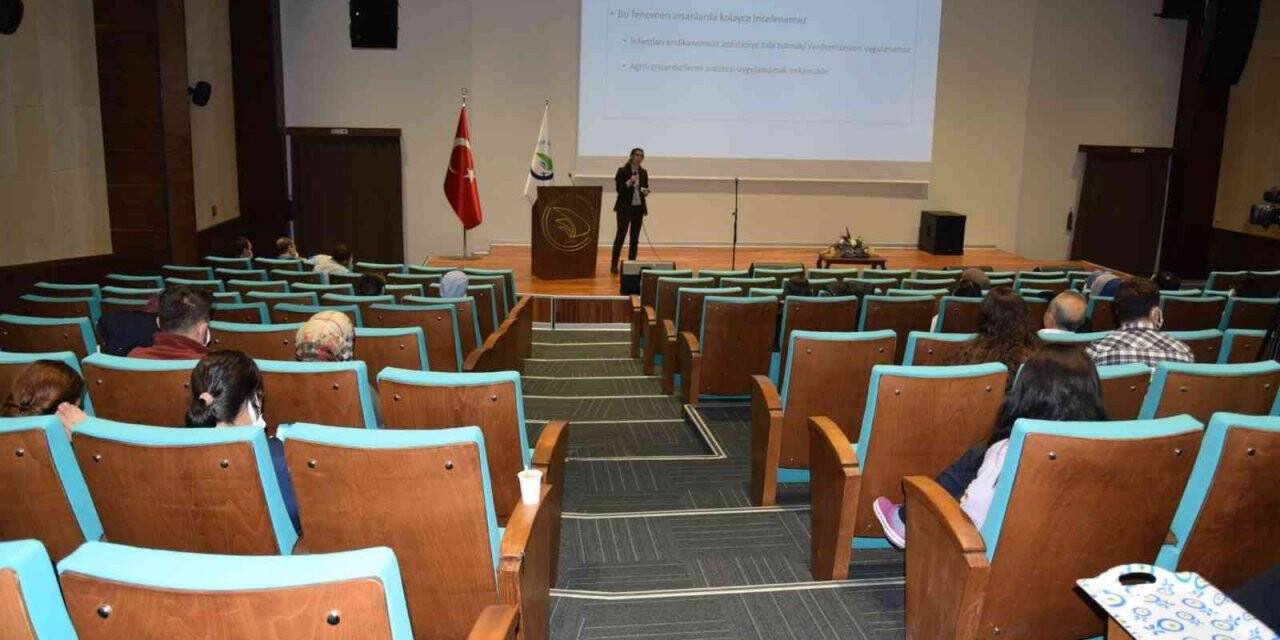 Çocuklarda anestezi anlatıldı