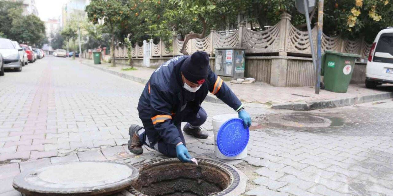 Efeler Belediyesi’nin sağlık işleri ekipleri yoğun mesai yapıyor