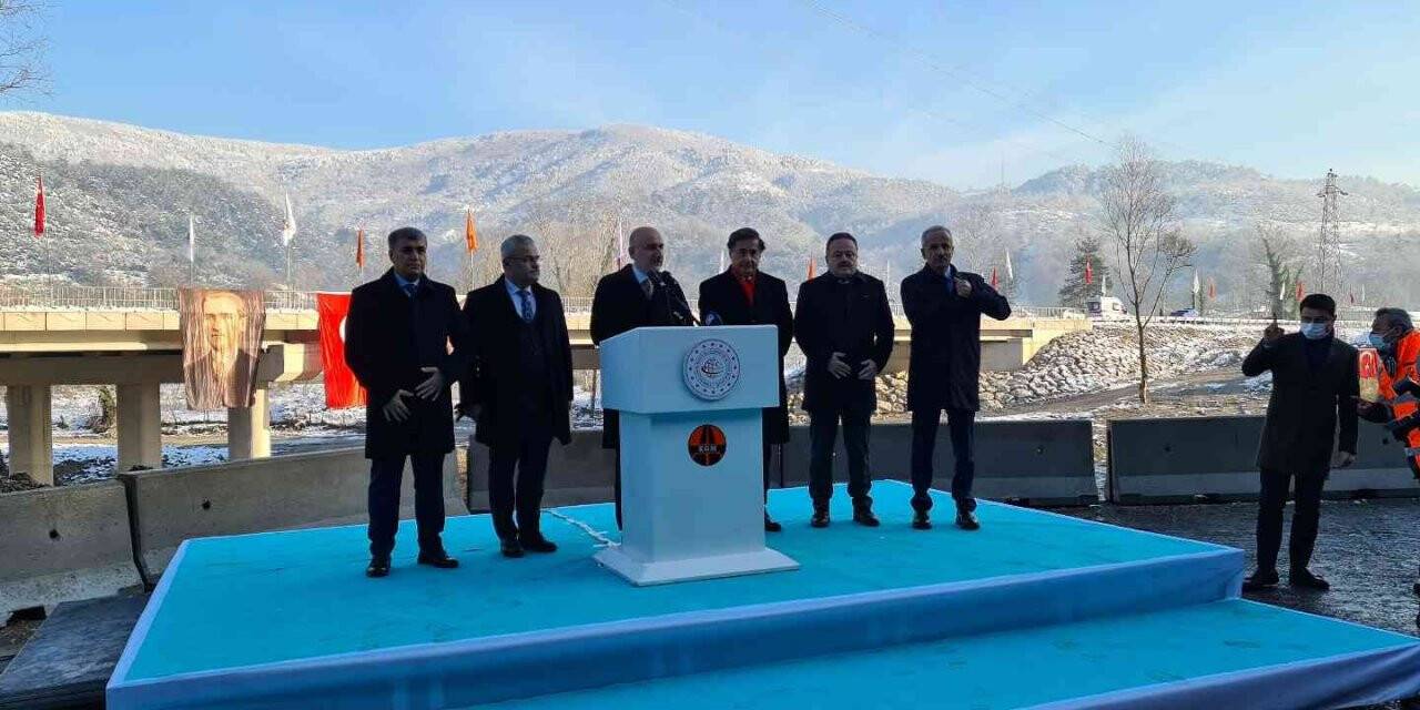 Ulaştırma Bakanı Karaismailoğlu Filyos 5 köprüsünü hizmete açtı