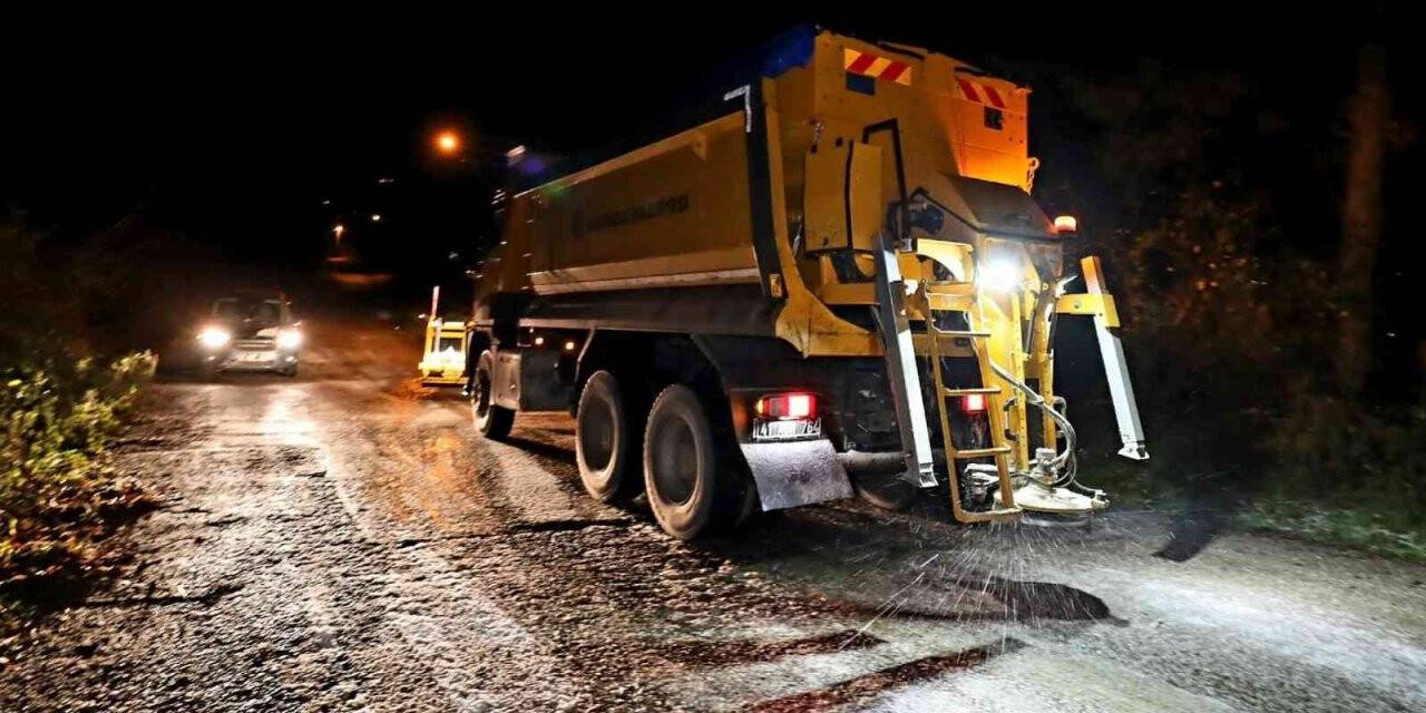 Gece boyunca buzlanmaya karşı tuzlama