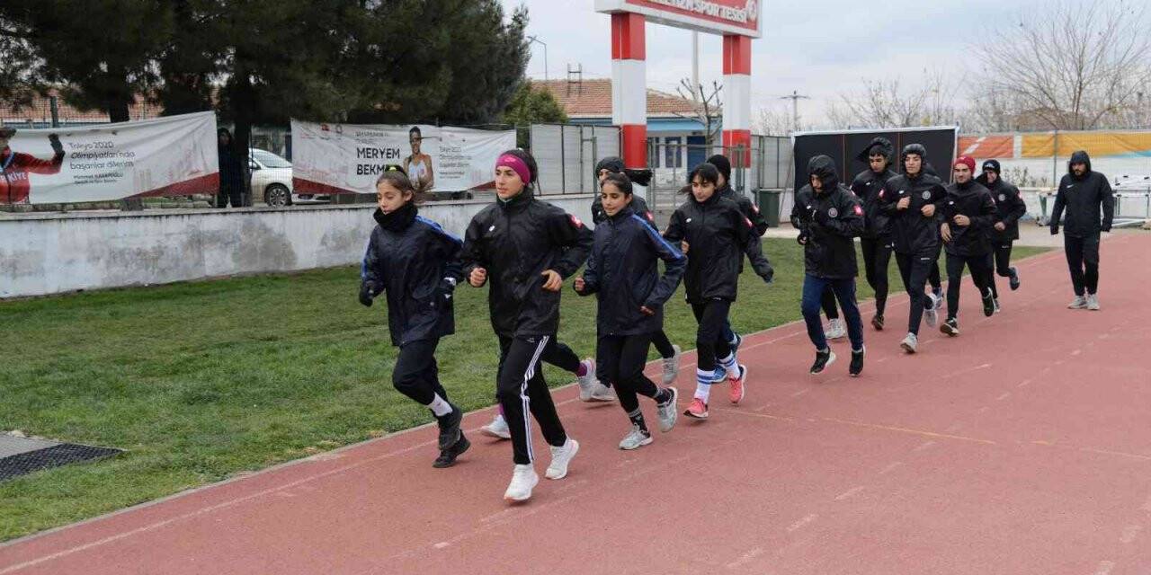 Atletizmde Diyarbakır’ın başarı çıtasını yükseltmek istiyorlar