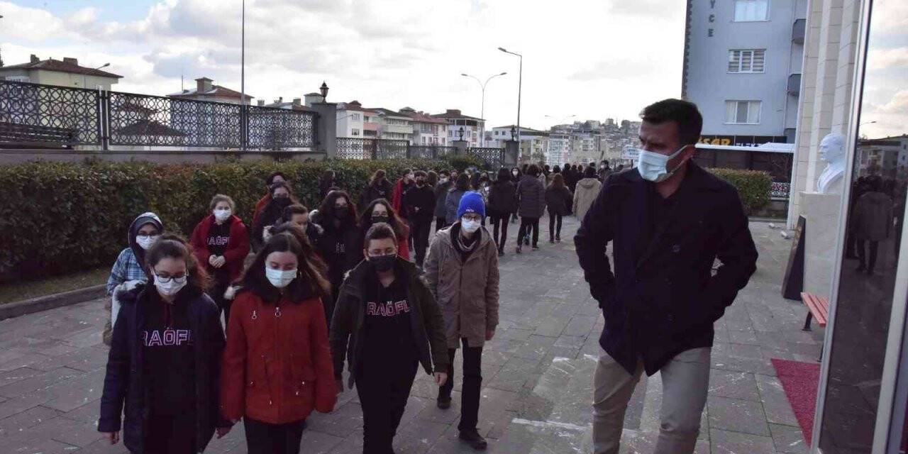 Bilecik Belediyesi Yaşayan Şehir Müzesi öğrencilere sınıf oldu