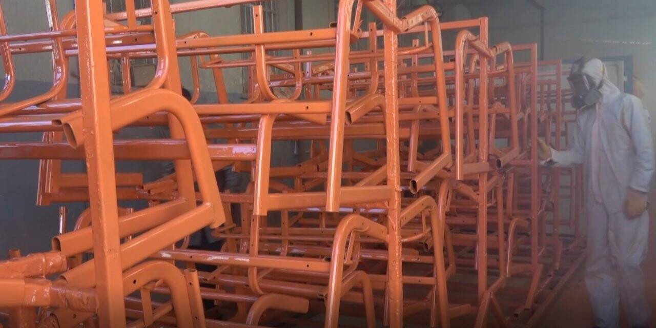 Fabrika gibi çalışan okulun cirosu 3,7 milyon liraya ulaştı