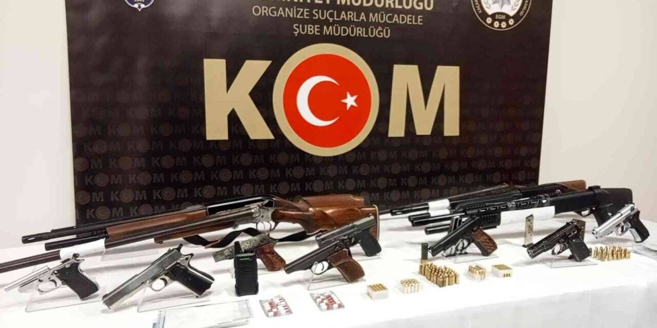 Tırpan operasyonu kapsamında İzmir’de 30 şüpheli gözaltında