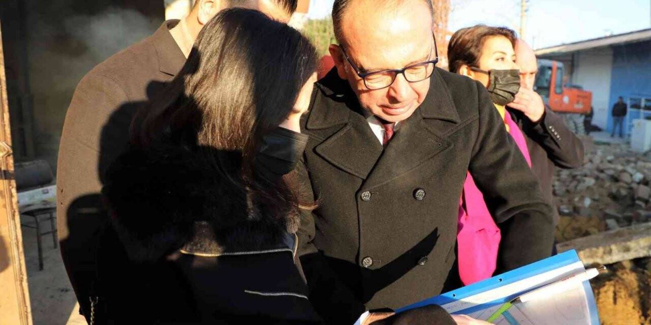 Gıda Çarşısı’nın 30 yıllık yol sorunu tarih oluyor