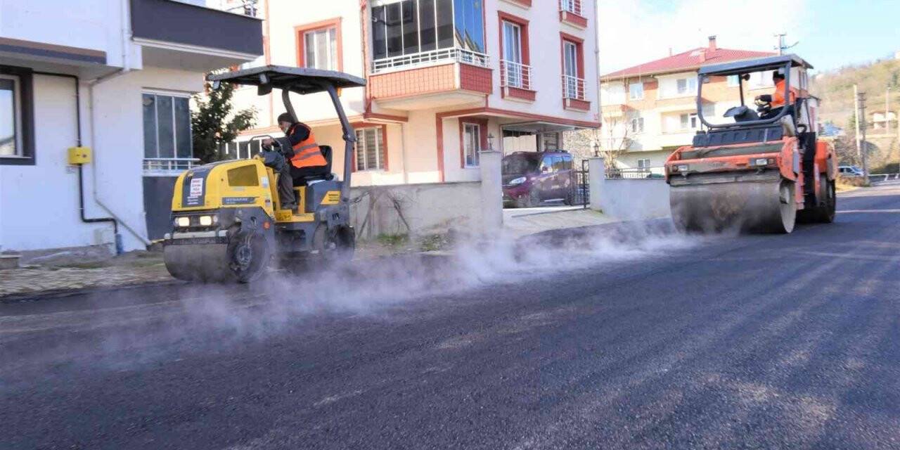 Altınordu’da alt ve üstyapı çalışmaları sürüyor