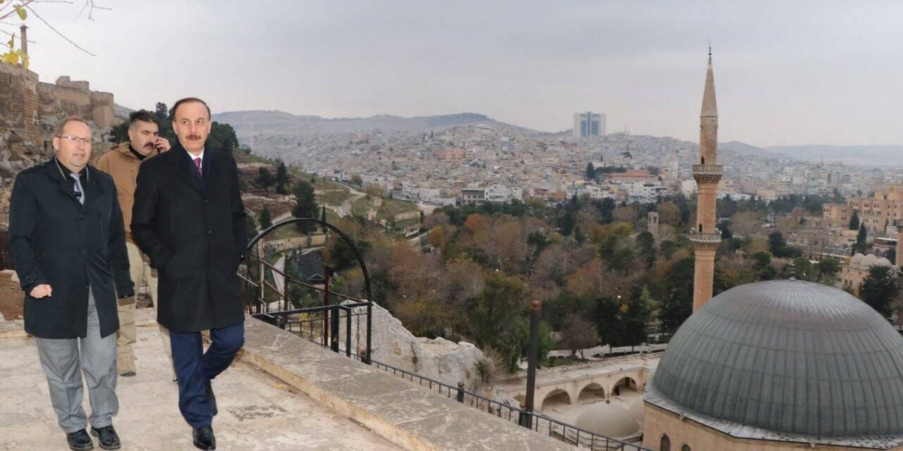 Vali Erin, kale çevresinde inceleme yaptı