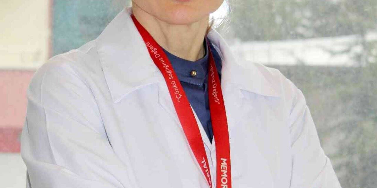 Dövme ve kalıcı makyajdan kurtulmak mümkün