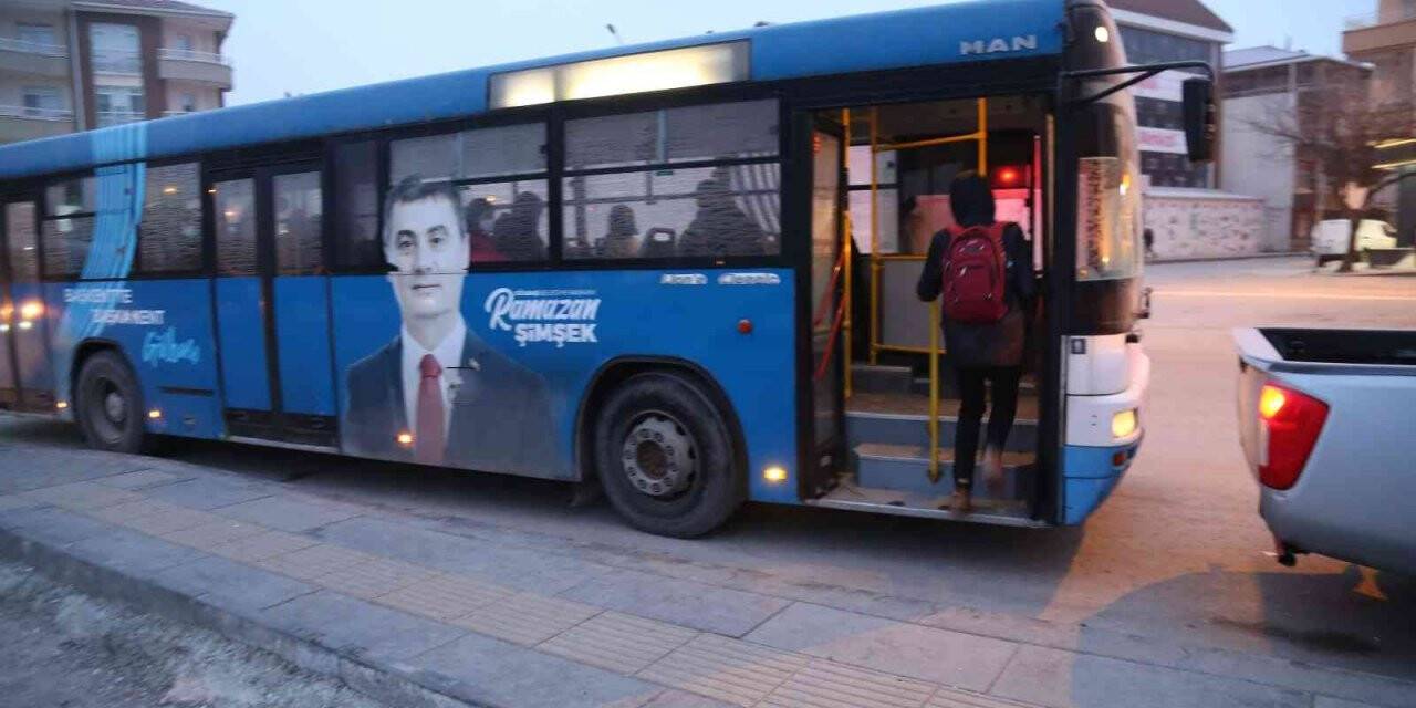 Başkan Şimşek’ten öğrencilere ücretsiz okul servisi desteği