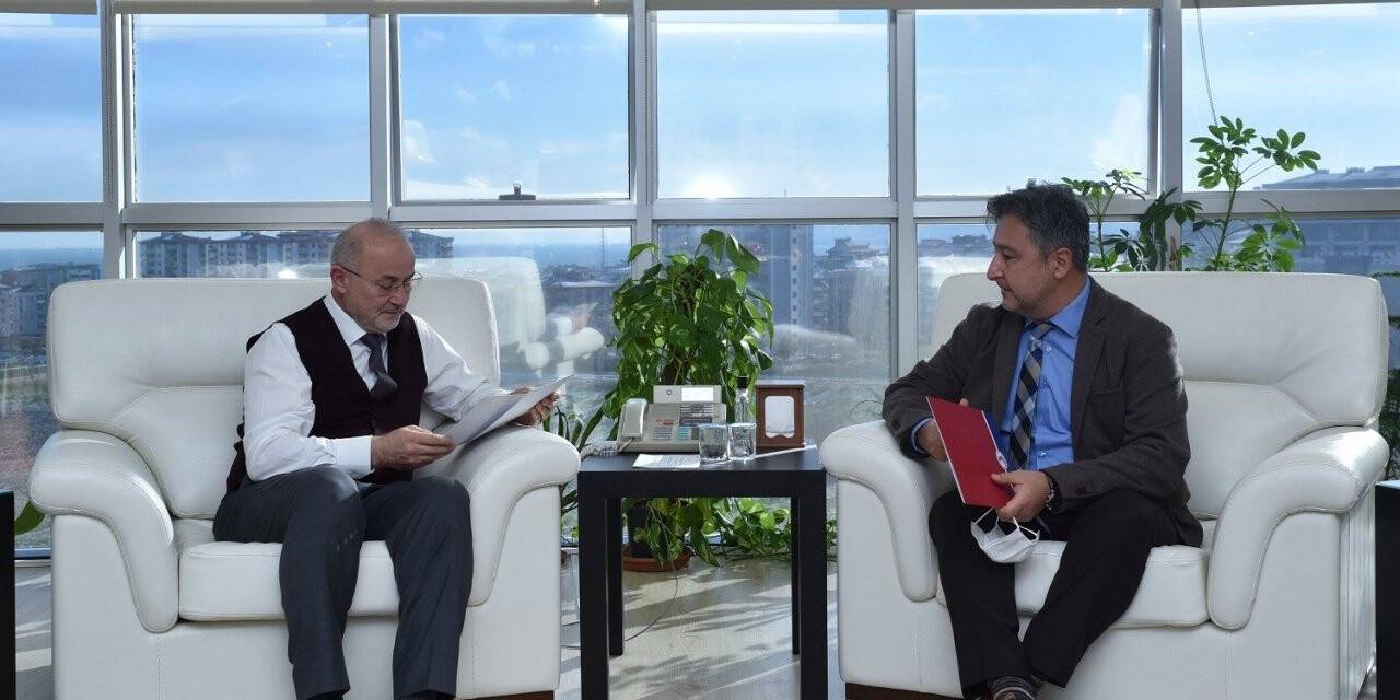 OMÜ Merkez Kütüphanesi 2 sertifika ile Türkiye’de bir ilki başardı