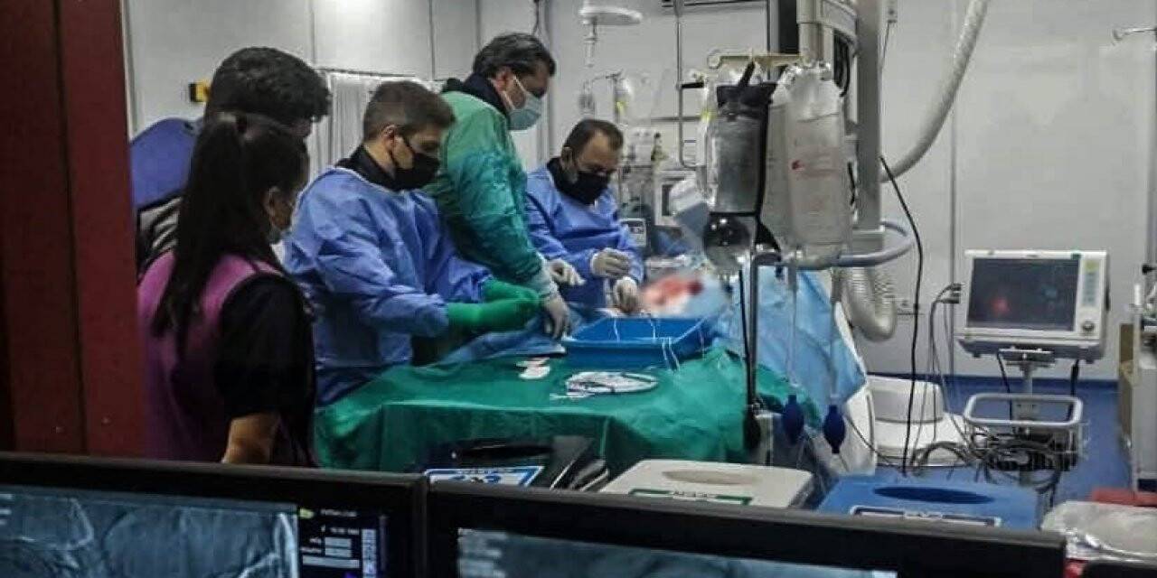 Felçli hastaya başarılı müdahale