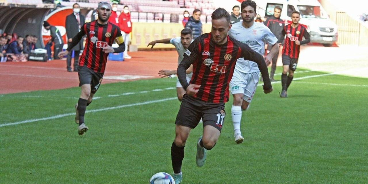 Es-Es ilk devrenin en az kazanan takımı oldu
