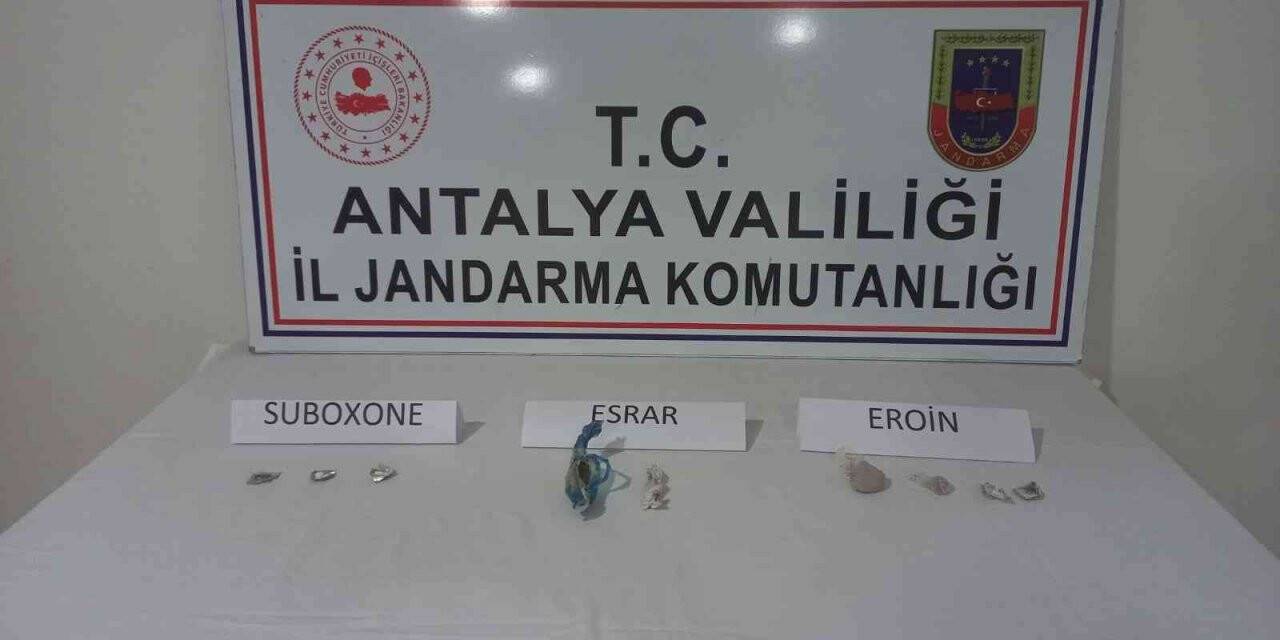 Şüphe üzerine durdurulan araçta uyuşturucu çıktı