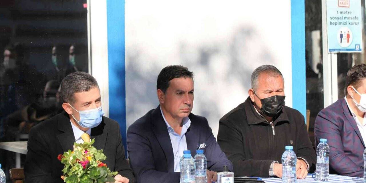 Kaymakam Bayar ve Başkan Aras Pınarlıbelen halkıyla bir araya geldi