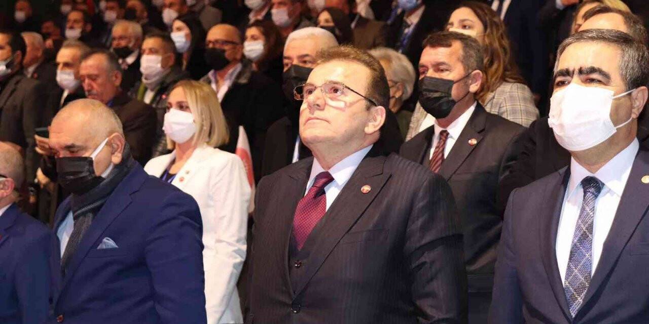 Adalet Partisi 3. Olağan Büyük Kongresi’nde Vecdet Öz Genel Başkan seçildi