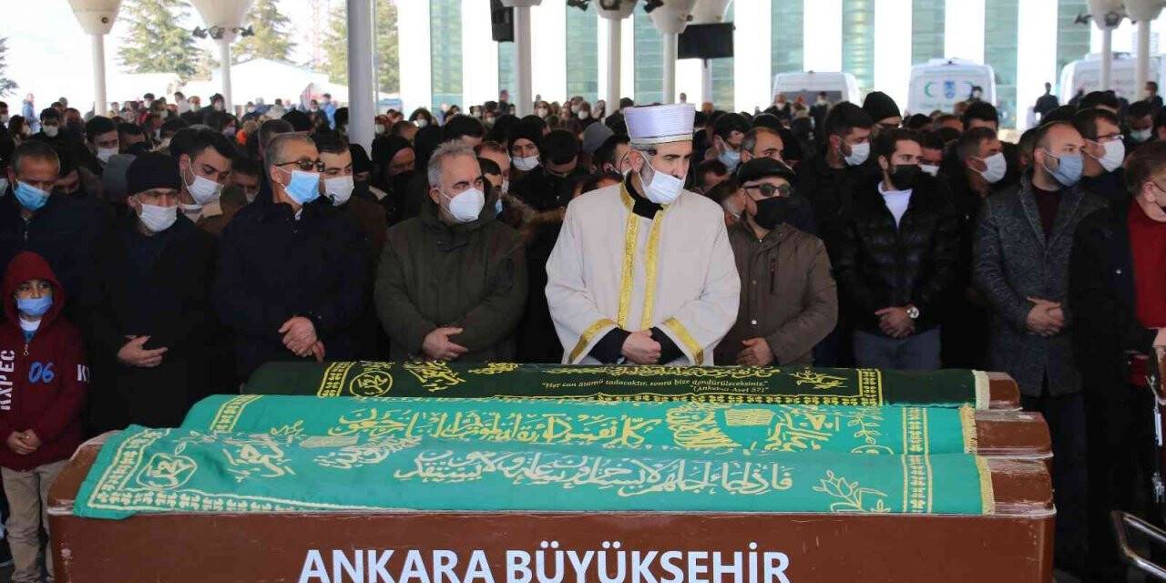 Yol çalışması sırasında göçük altında kalan işçi hayatını kaybetti