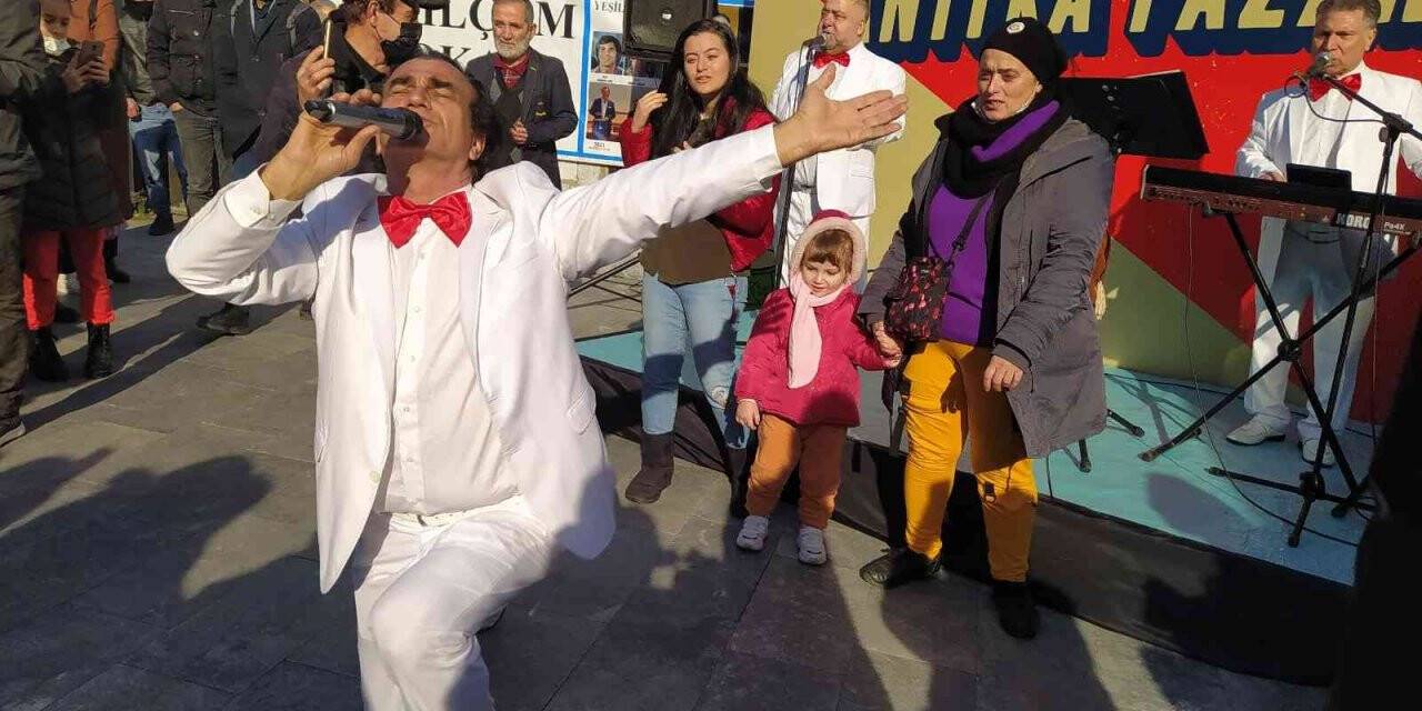 Antika mezat ile tarihe yolculuk