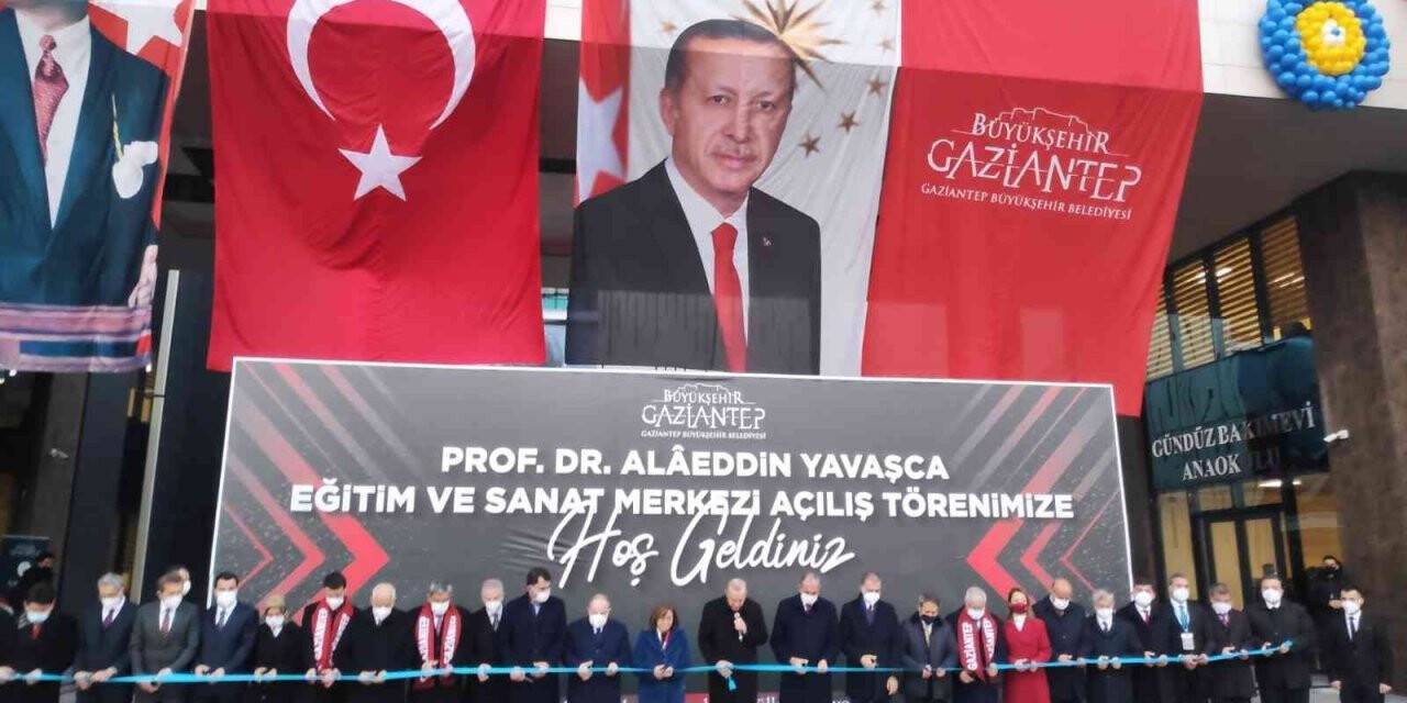 Cumhurbaşkanı Erdoğan, Prof. Dr. Alâeddin Yavaşca Kurs Merkezi’nin açılışını yaptı