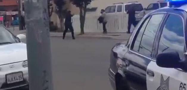 Polis 'kaçmayan' şüpheliyi böyle öldürdü VİDEO