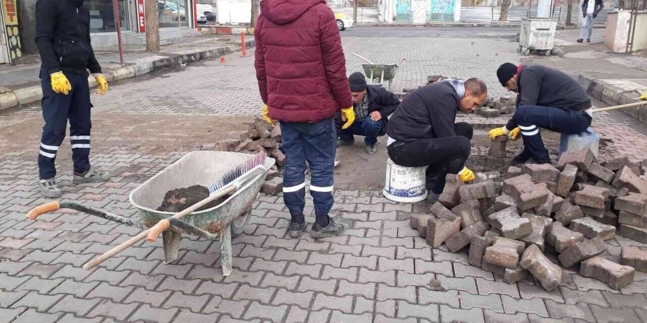 Bağlar Belediyesi’nden aralıksız hizmet